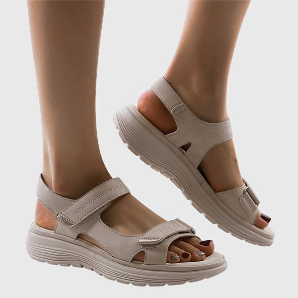 Calline - Sandalen mit Verstellbarem Riemen