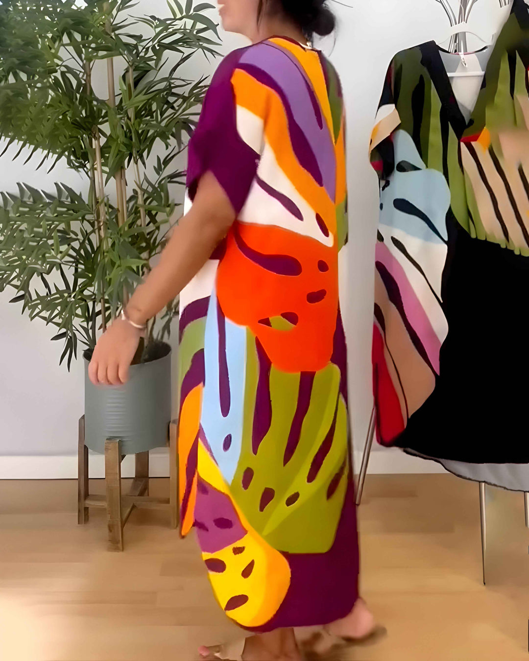 Rianna - Kleid mit Abstraktem Druck