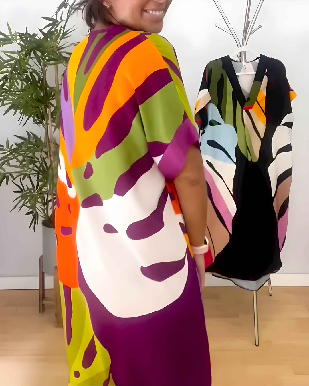Rianna - Kleid mit Abstract Print