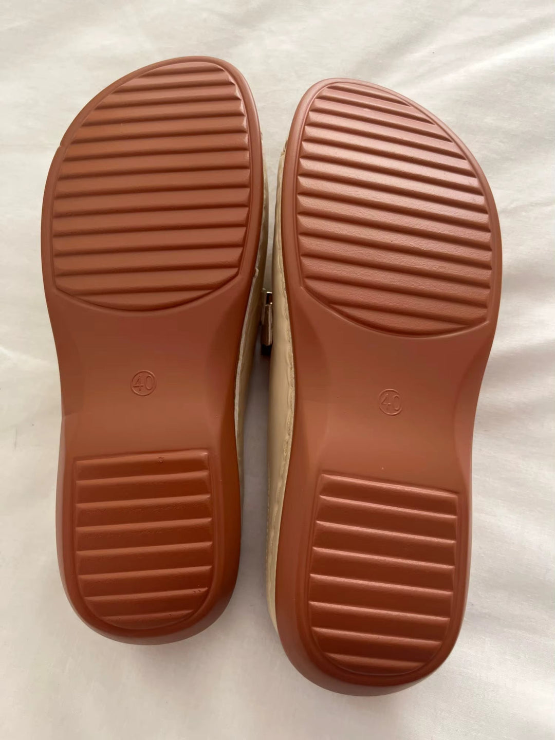 Gracie - Leichte Slipper Sandalen