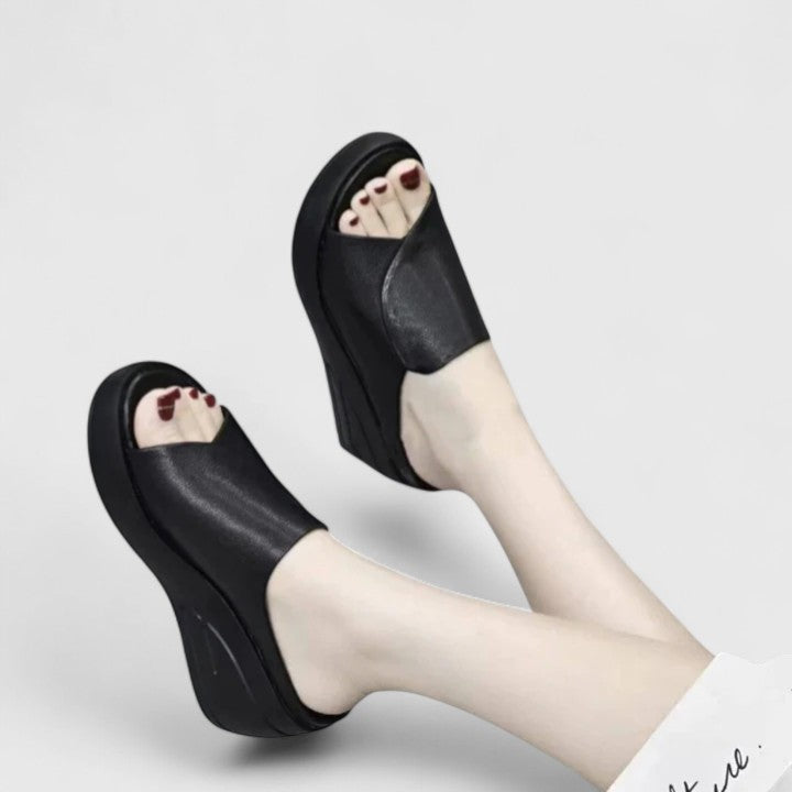 Kora - Orthopädische Wedge Sandalen