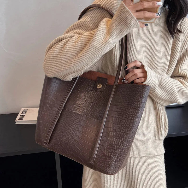 Christina™ | Verfeinerte Schultertasche