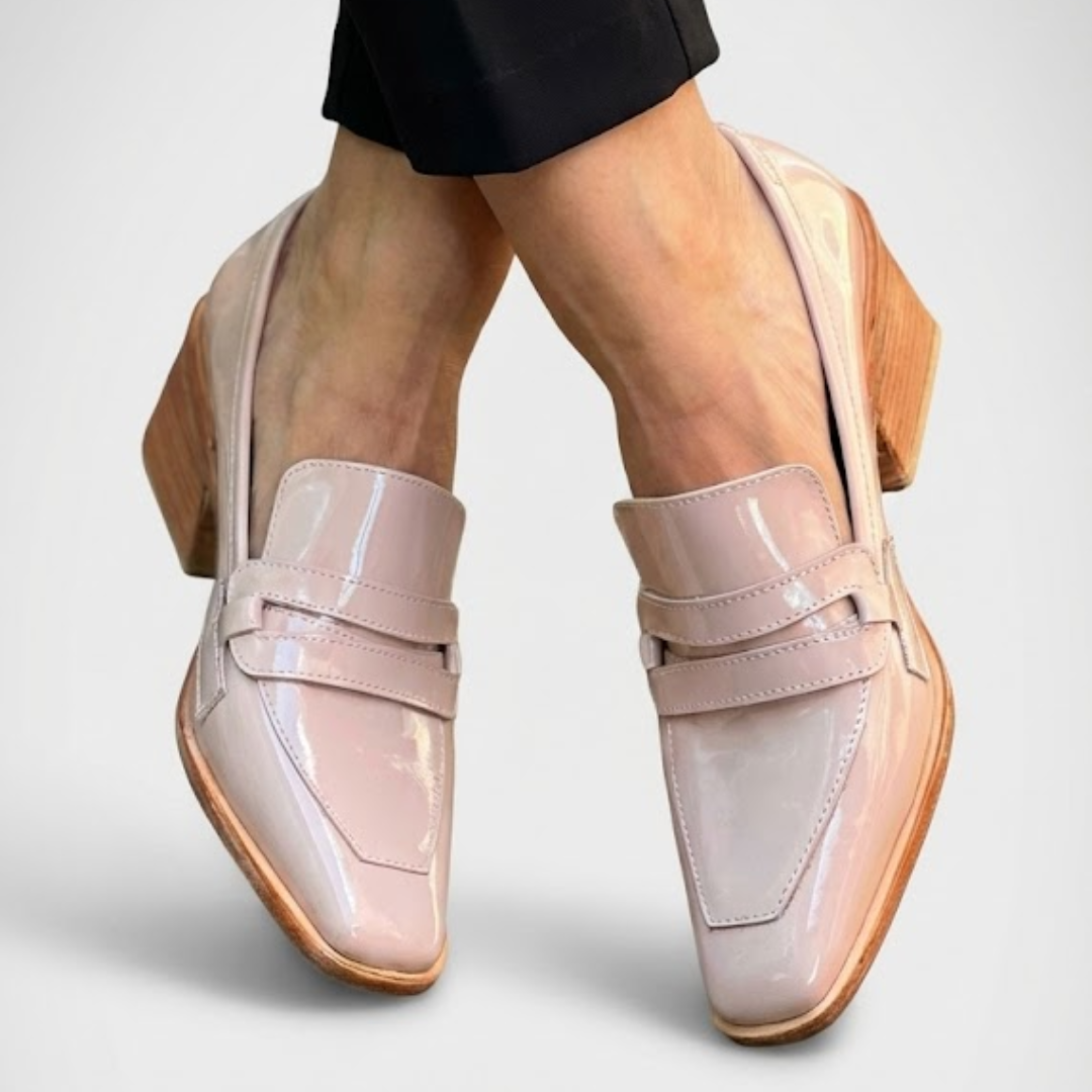 Elaine | Glänzende Slipper