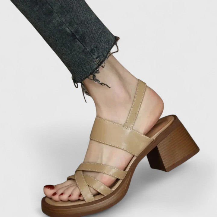 Celeste - Elegante Kreuzband-Sandalen