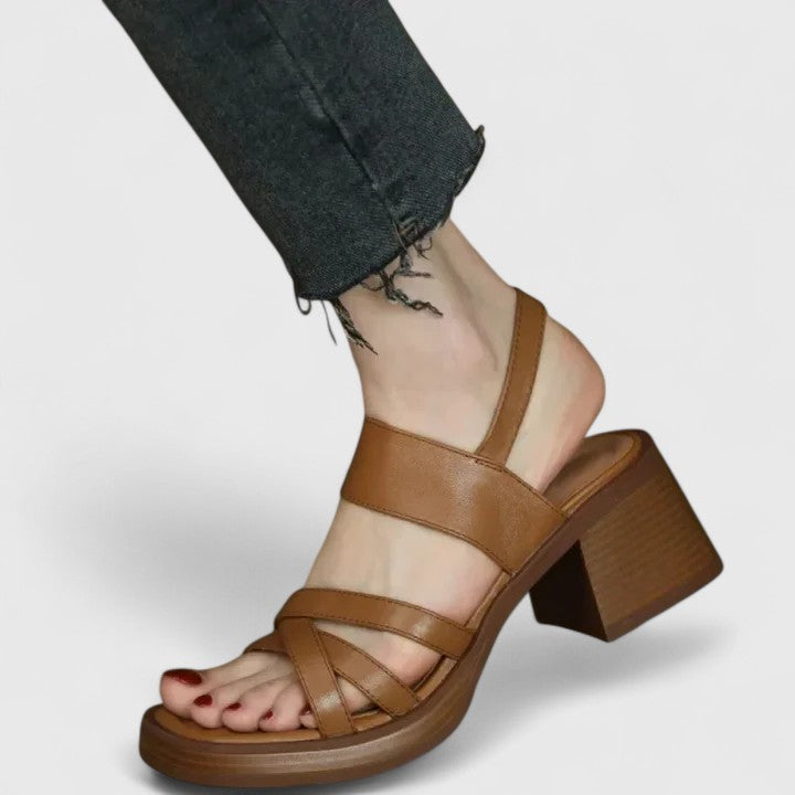 Celeste - Elegante Kreuzband-Sandalen