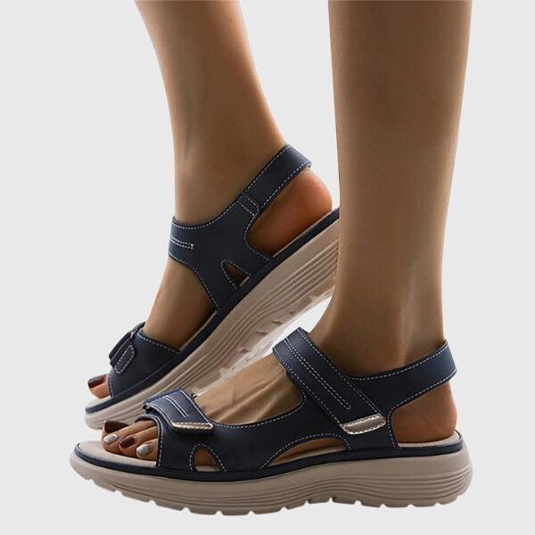 Calline - Sandalen mit Verstellbarem Riemen