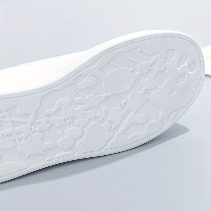 Schicke weisse Sneakers mit leichtem Komfort