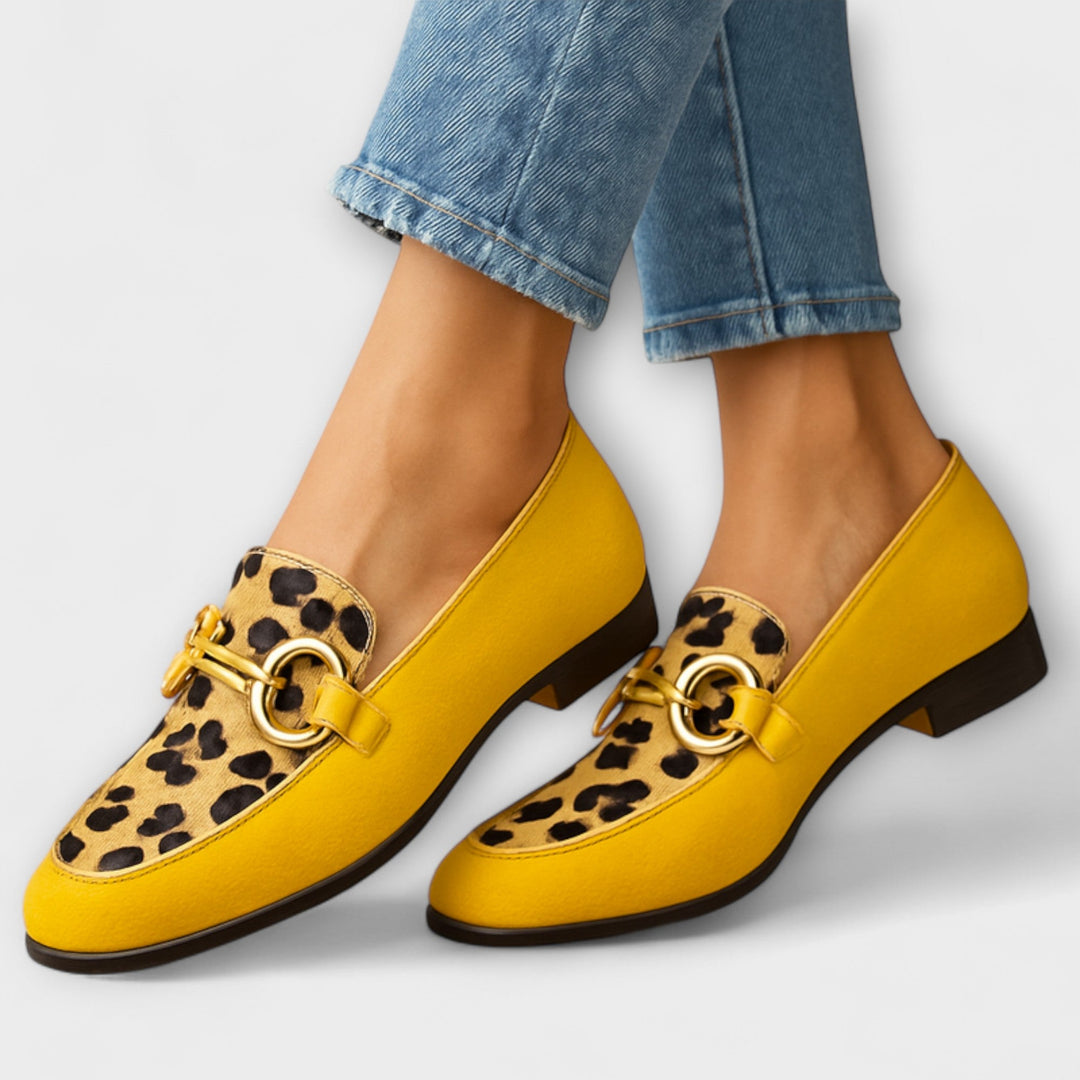 Sonia™ | Slipper mit Details