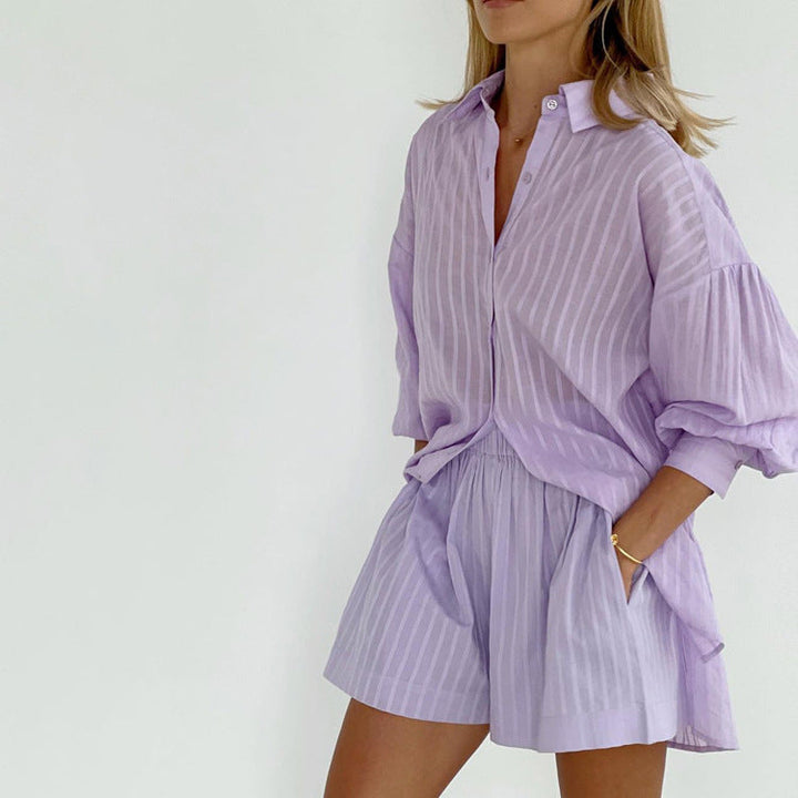 Viola - Ensemble mit Knopfs Hemd und Luftigen Shorts