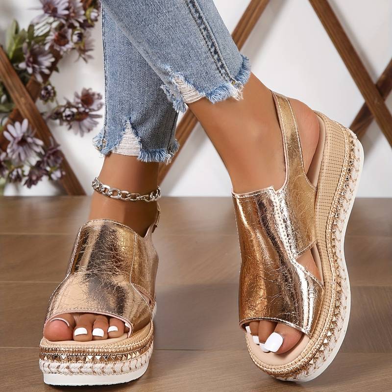 Baylie - Stilvolle Metallische Sandalen