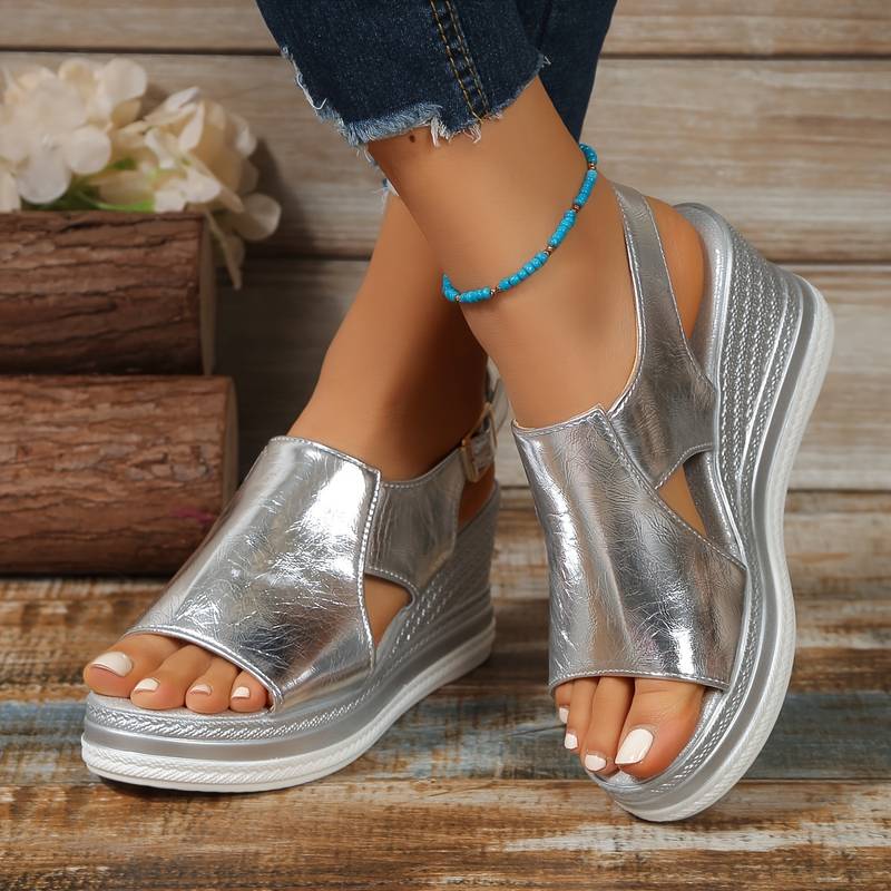 Baylie - Stilvolle Metallische Sandalen